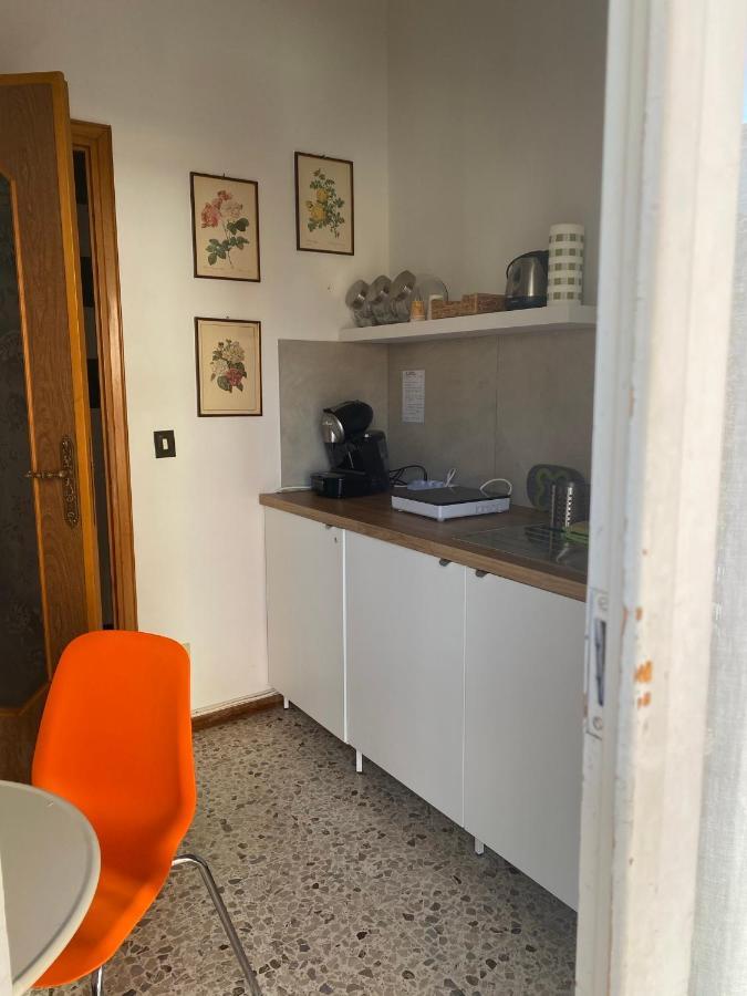 Affittacamere Room Ospedale Maggiore Parma Zewnętrze zdjęcie
