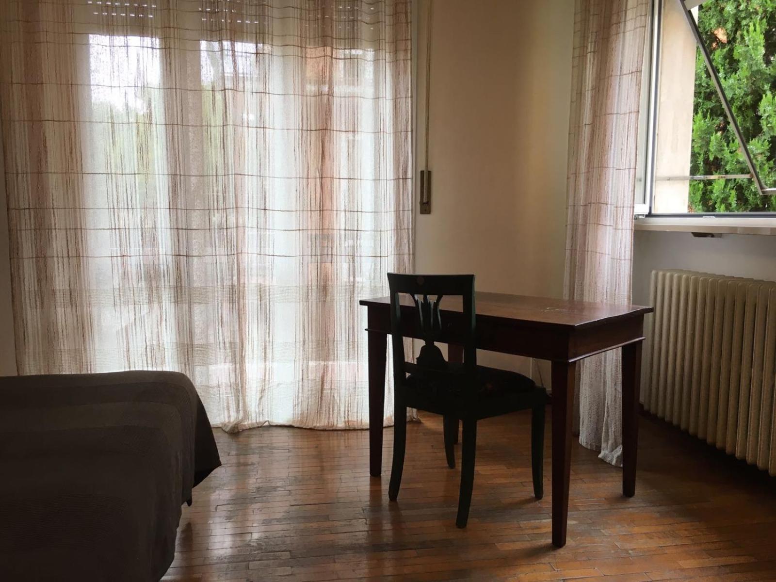 Affittacamere Room Ospedale Maggiore Parma Zewnętrze zdjęcie